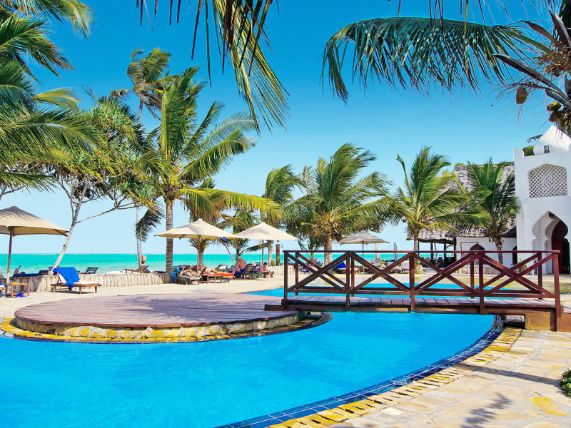 Sultan Sands Island Resort