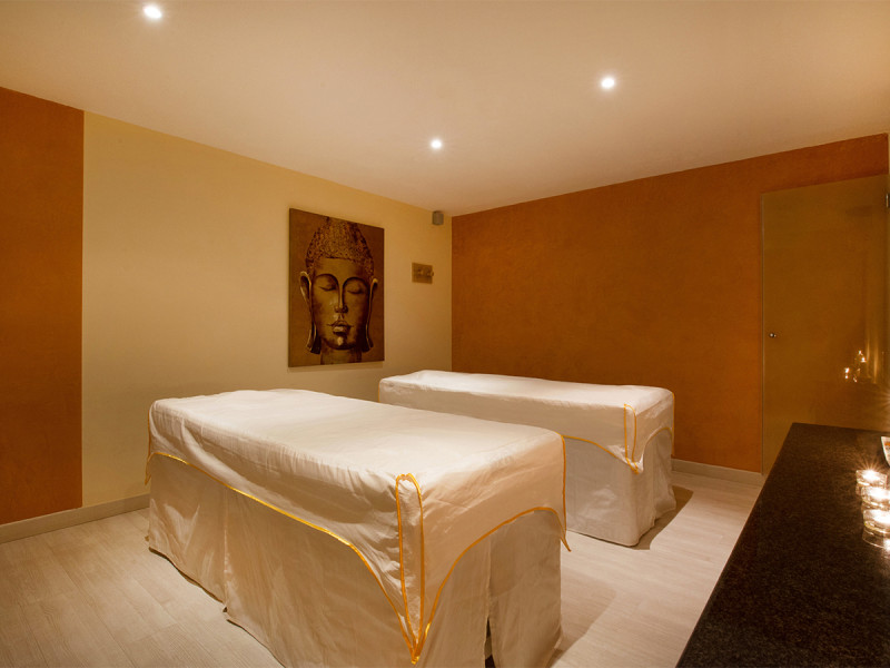 Iberostar Waves Ciudad Blanca