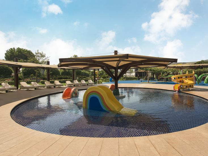 Calista Luxury Resort