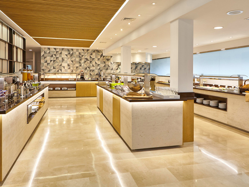 Universal Hotel Grand León & Spa