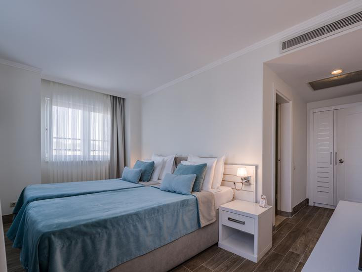 Orange County Kemer Hotel