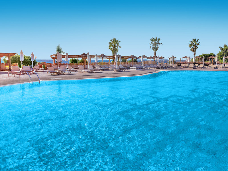 Grand Blue Beach Hotel