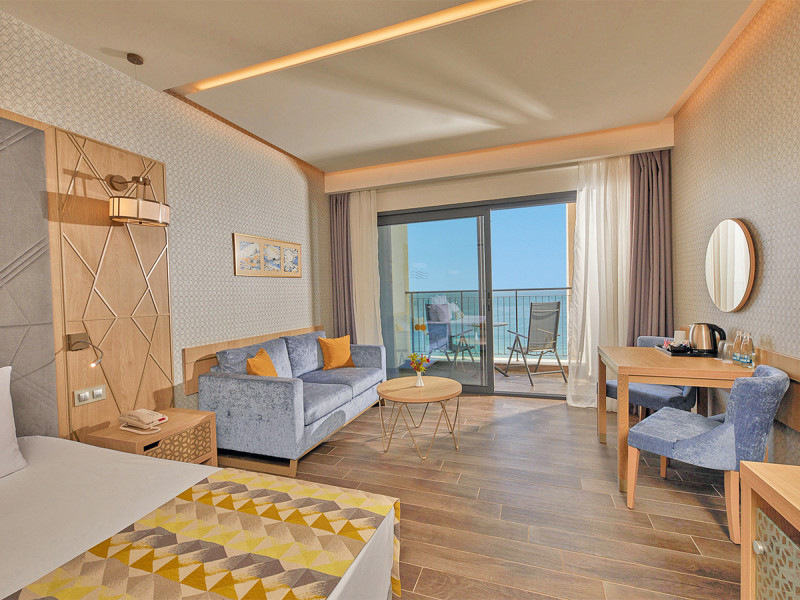 Secrets Sunny Beach Resort & Spa