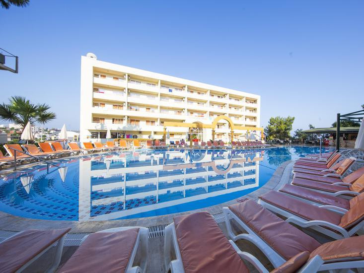 Tuntas Family Suites