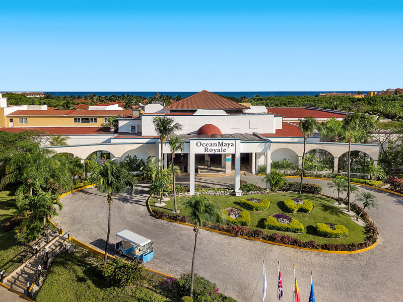 Ocean Maya Royale by H10