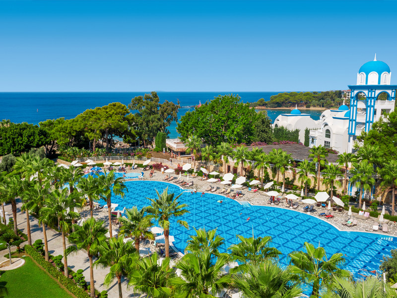 Rubi Platinum Resort