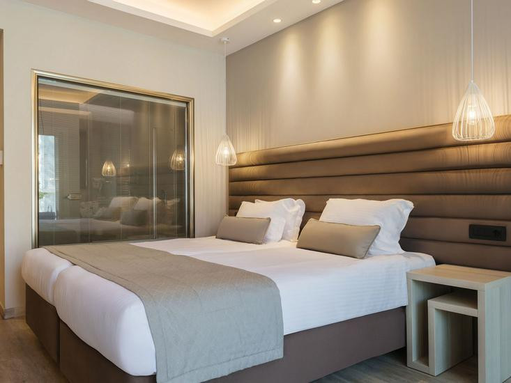 Alexandra Beach Resort