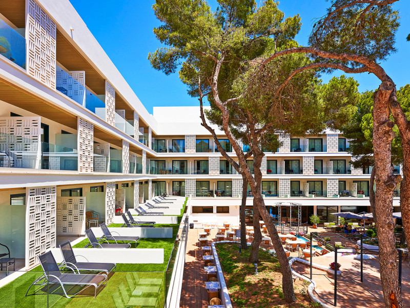 Hotel & Spa S'Entrador Playa