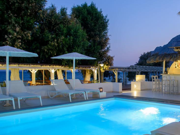 Alesahne Beach Hotel
