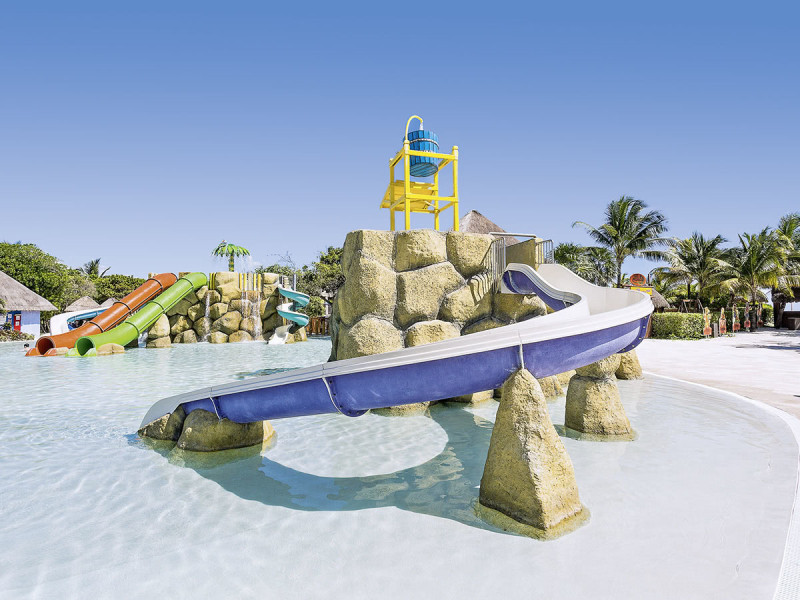 Grand Palladium Kantenah Resort & Spa