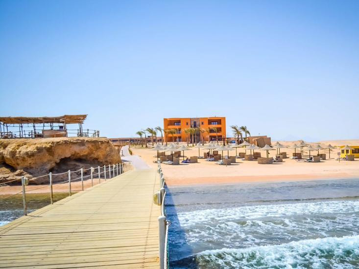 Viva Blue Res. And Diving