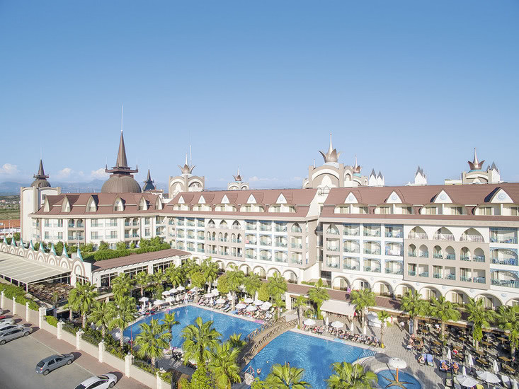 Hotel Side Crown Palace