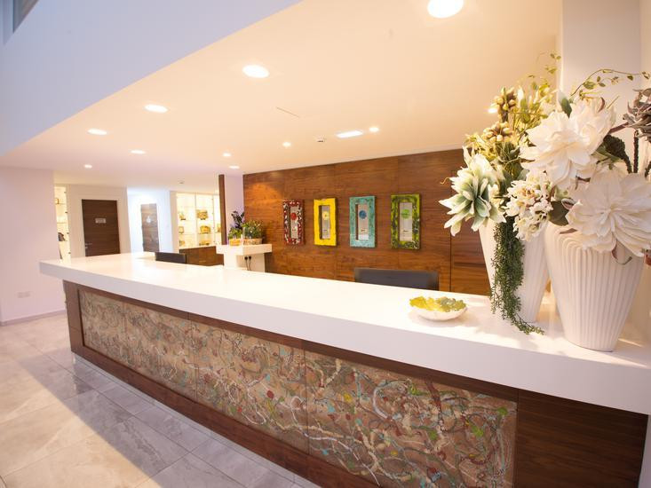 Nicholas Color Hotel