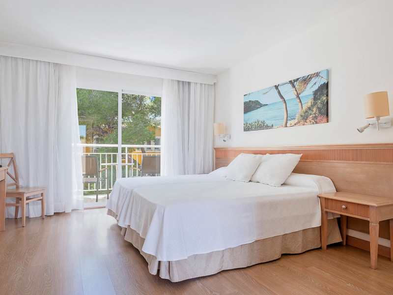 Iberostar Waves Club Cala Barca