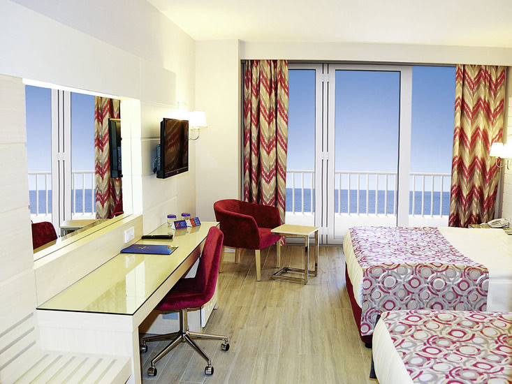 Hotel Sunmelia Beach