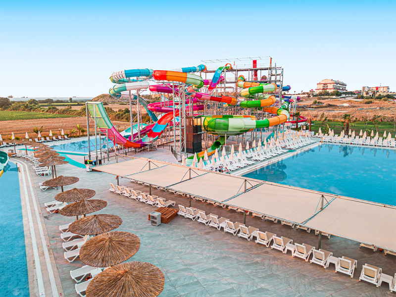 Hotel Dream Fun World