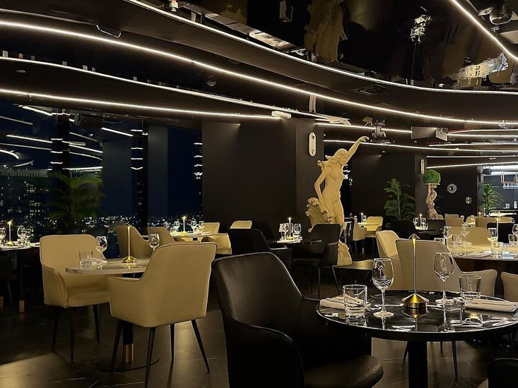 voco Dubai - an IHG Hotel