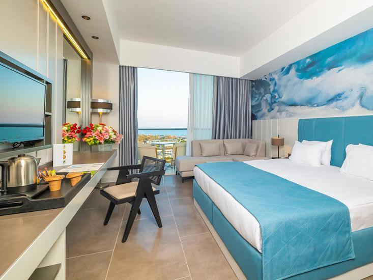 Crystal Centro Resort