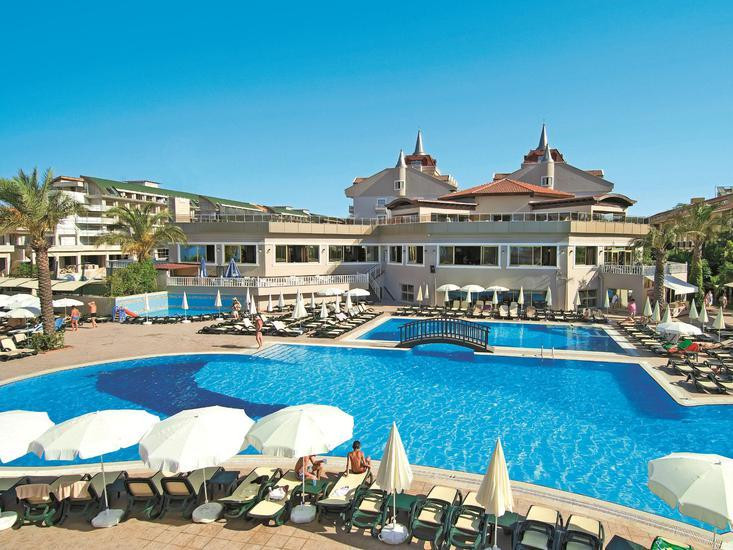 Aydinbey Famous Resort