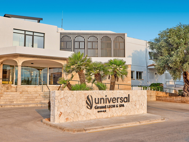 Universal Hotel Grand León & Spa