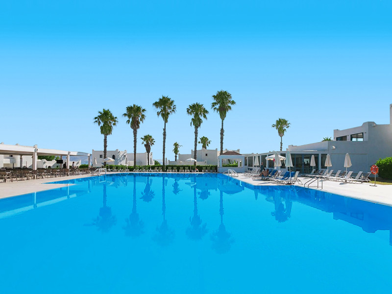 Aeolos Beach Hotel