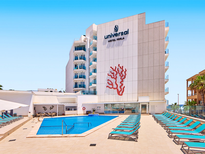 Universal Hotel Perla