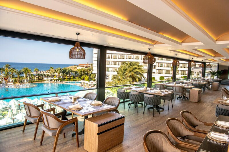 Acapulco Resort Convention SPA Hotel