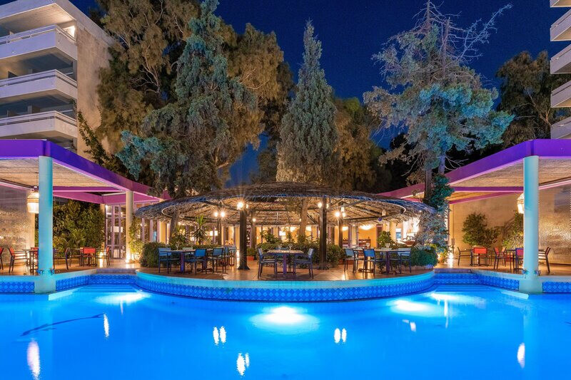 Dionysos Hotel