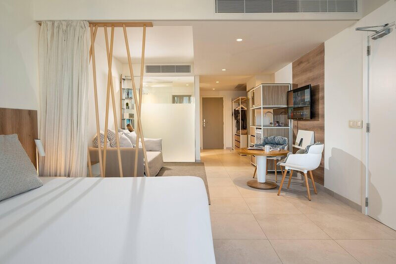 Innside by Melia Calvia Beach