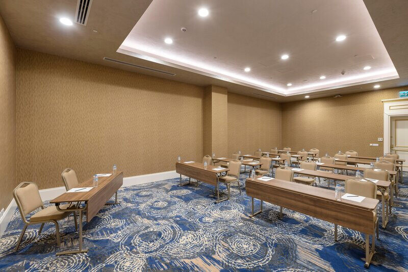 Limak Cyprus Deluxe Hotel