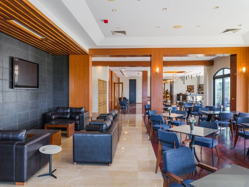 Korineum Golf & Beach Resort