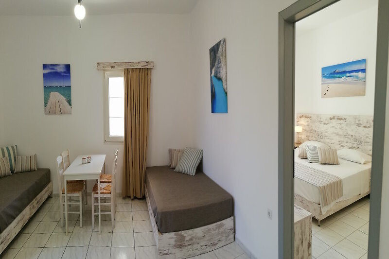 Evina Rooms and Suites