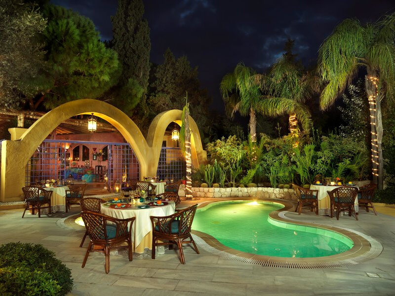 Dionysos Hotel