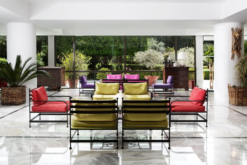 Dionysos Hotel