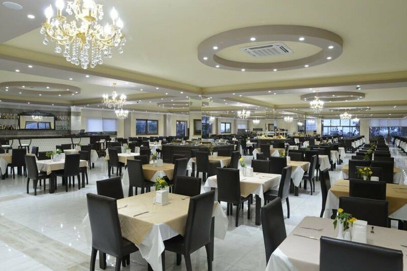 Riverside Garden Resort