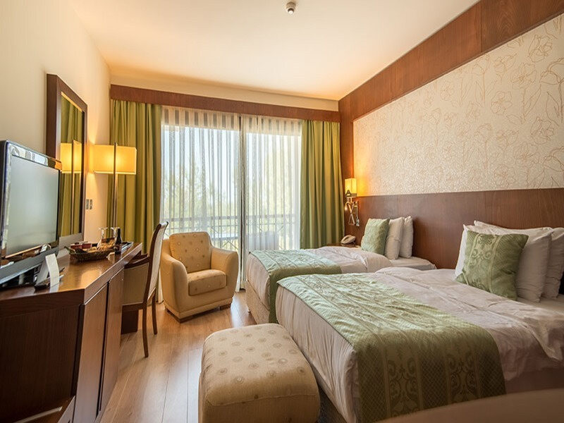 Korineum Golf & Beach Resort