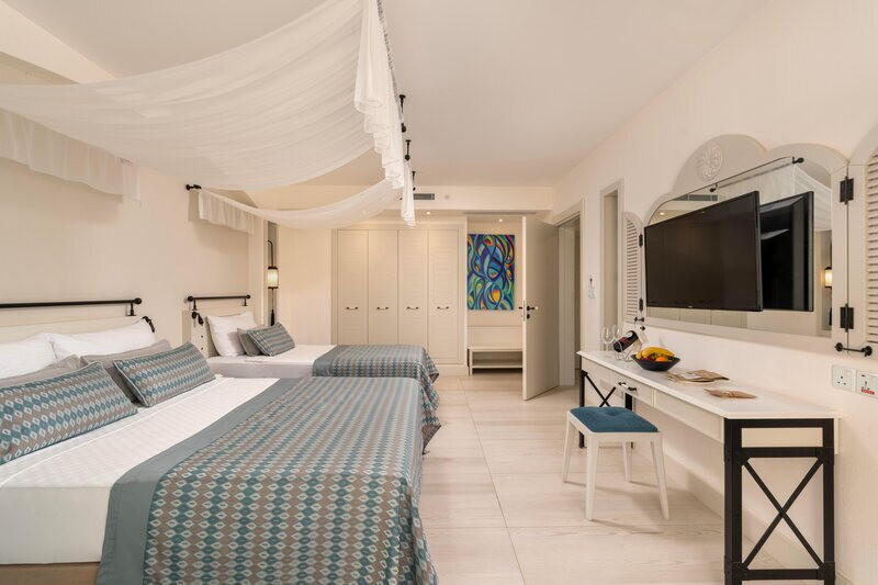 Limak Cyprus Deluxe Hotel