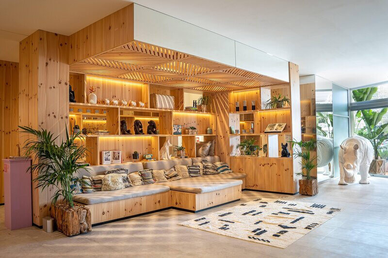 Innside by Melia Calvia Beach