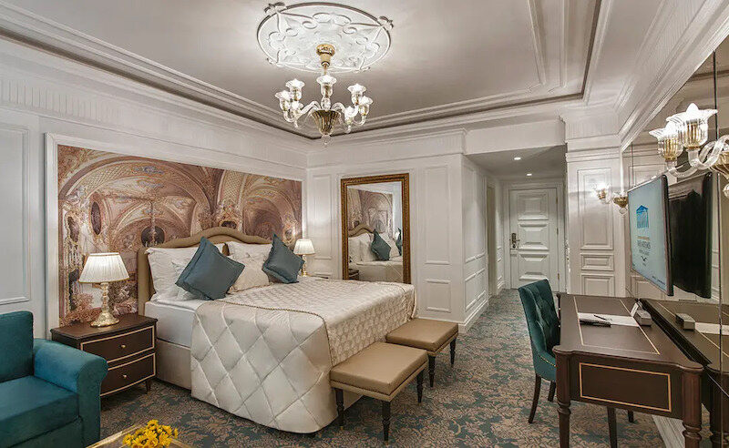 Kaya Artemis Resort & Casino