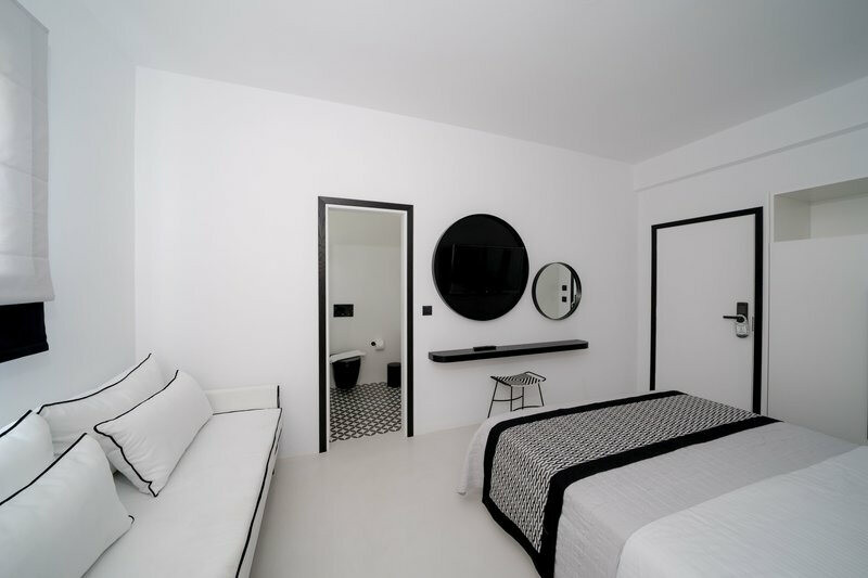 Divelia Hotel
