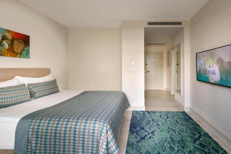 Limak Cyprus Deluxe Hotel