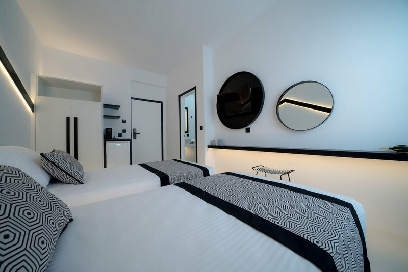 Divelia Hotel