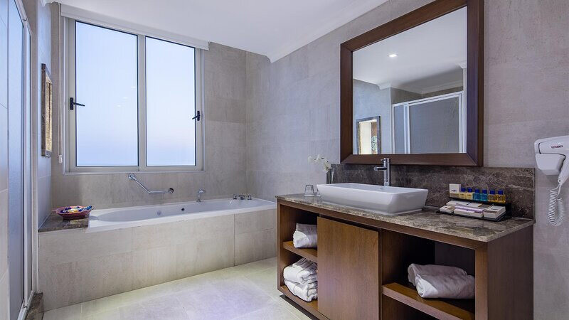 Acapulco Resort Convention SPA Hotel