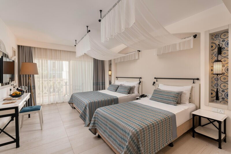 Limak Cyprus Deluxe Hotel