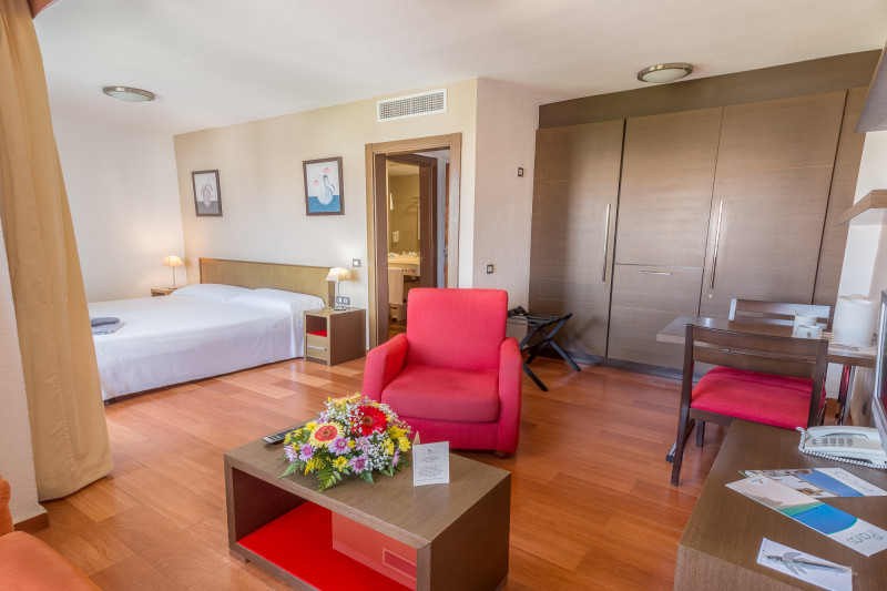 LIVVO Corralejo Beach