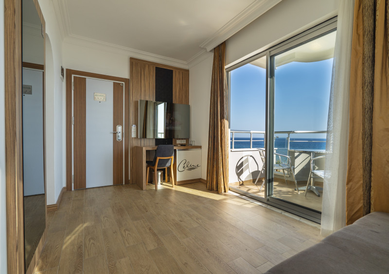 Kleopatra Celine Hotel