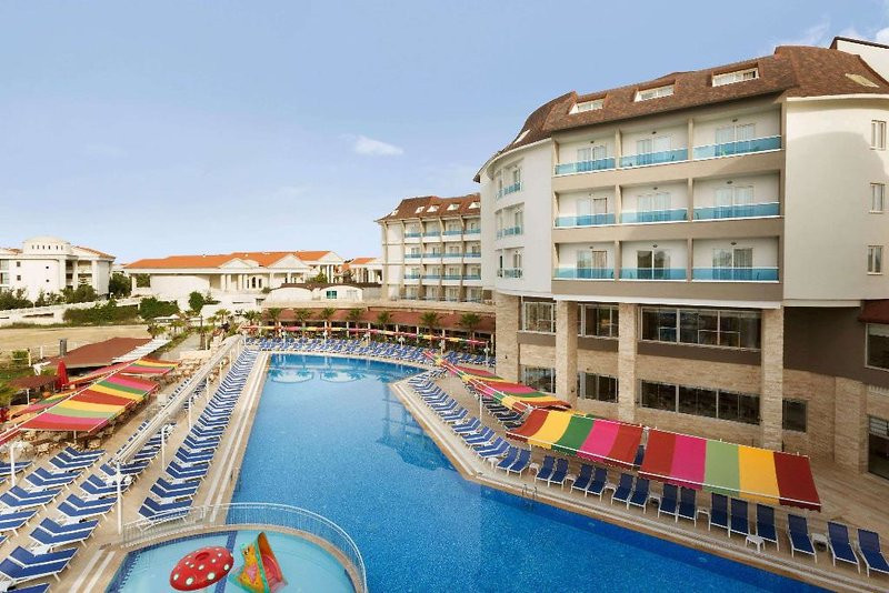 Ramada Resort Side ●●●