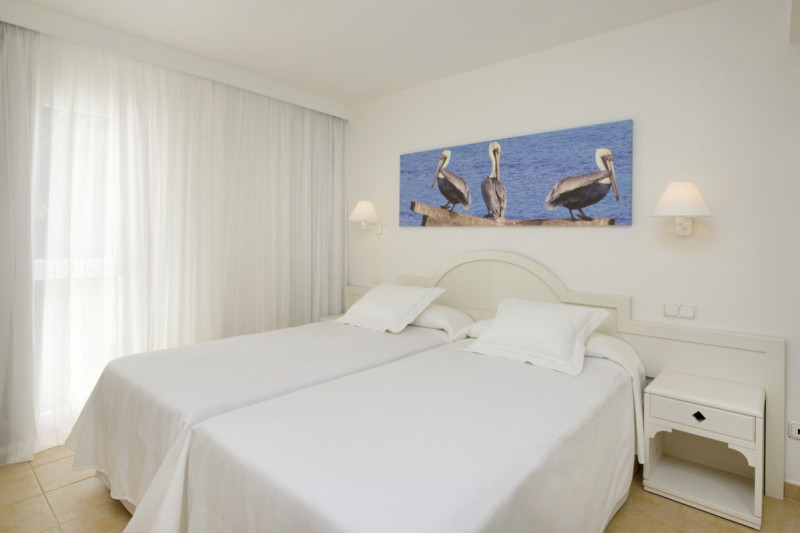 Iberostar Waves Ciudad Blanca ●●●●