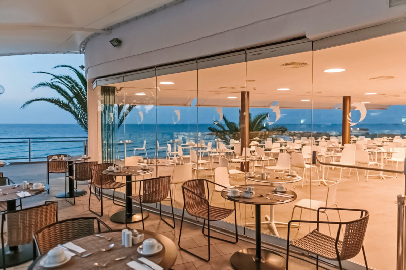 Don Gregory by Dunas