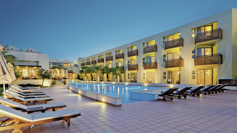Giannoulis Santa Marina Plaza